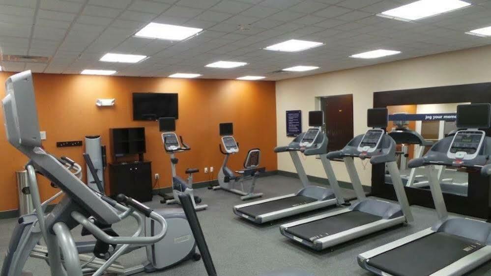 Hampton Inn And Suites Parkersburg Downtown Extérieur photo