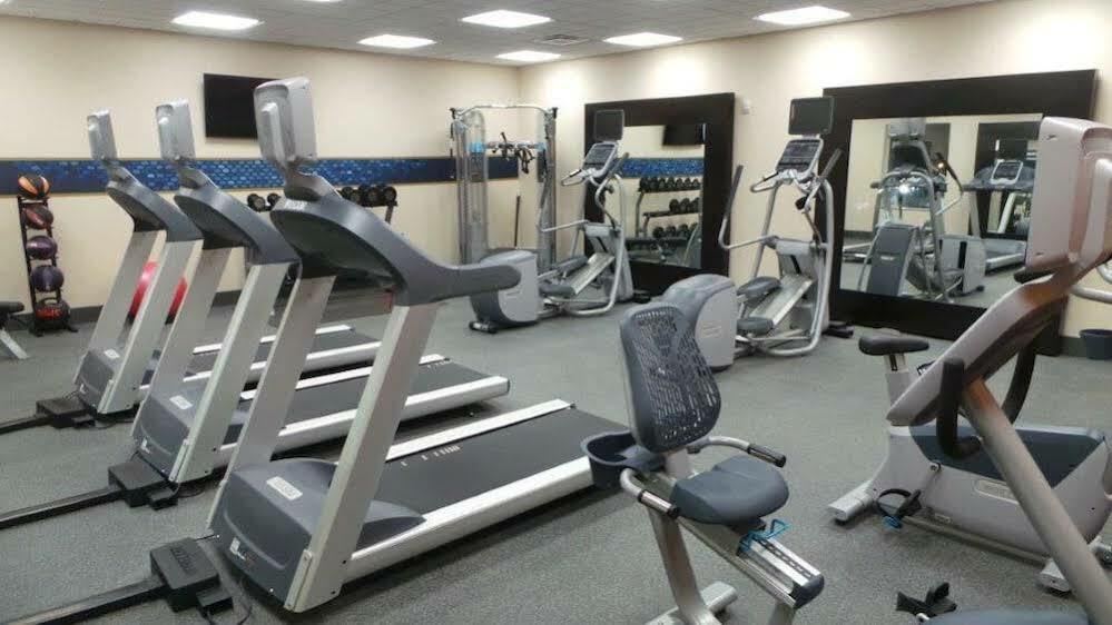 Hampton Inn And Suites Parkersburg Downtown Extérieur photo